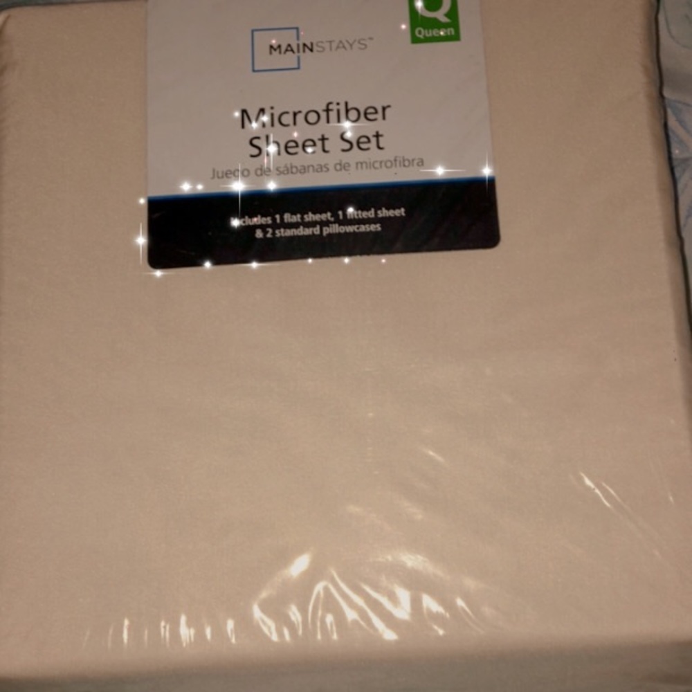 Cream color queen sheet set